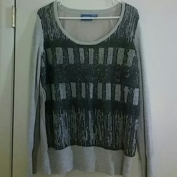 Grey sweater with metallic thread detail