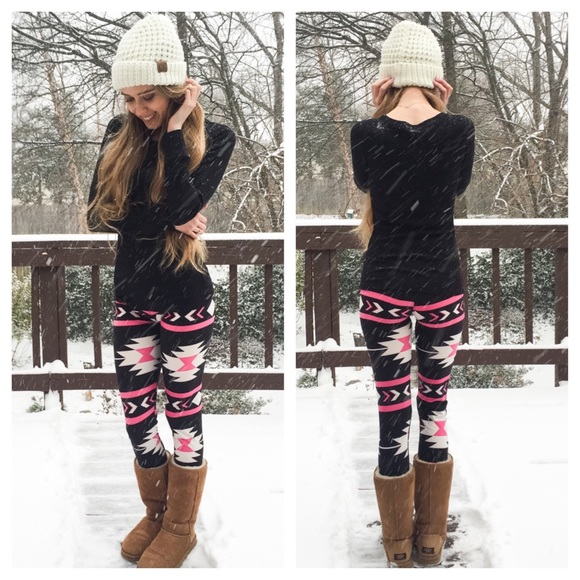 Bubblegum Aztec Leggings - Picture 2 of 3