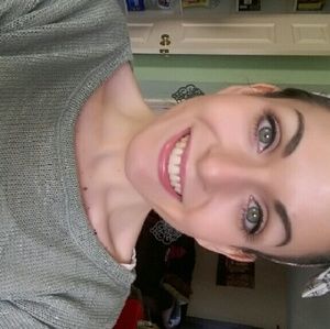 Meet your Posher, Brianna
