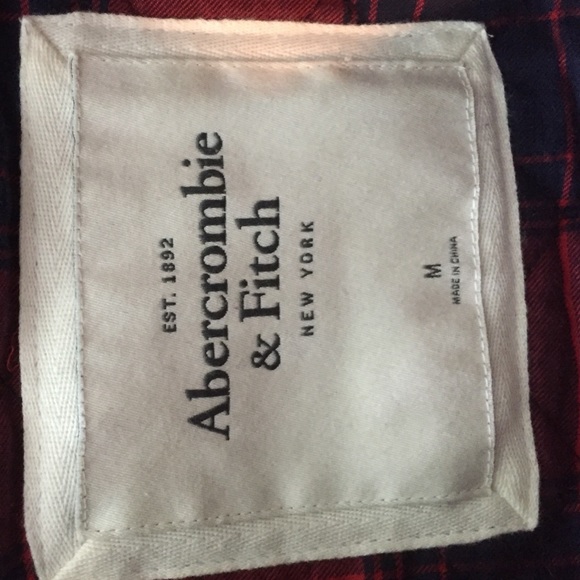 ABERCROMBIE WINTER JACKET WITH FUR - Picture 2 of 3