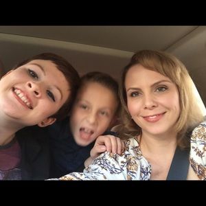 Meet your Posher, Dana