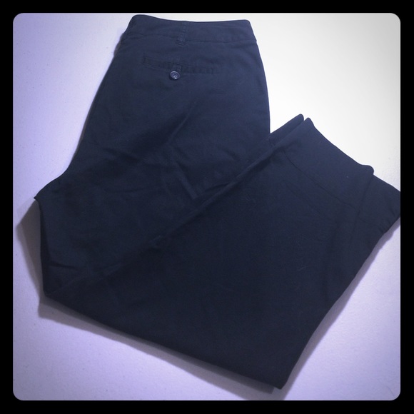 Chicos Capri pants size 1.5