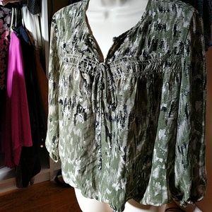 Max studio Medium blouse olive green/black