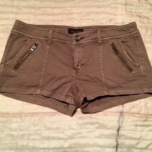 Brown zipper shorts