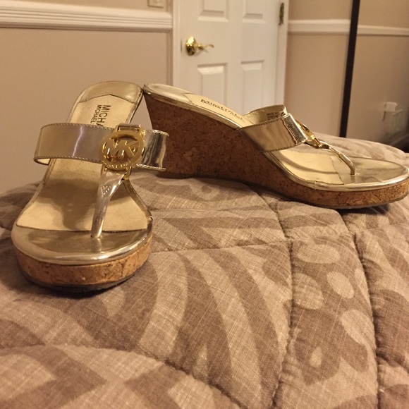 Michael Michael Kors - Thong Wedge Sandal - Picture 1 of 4