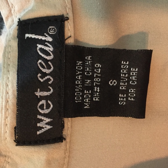 Soft beige Blouse - Picture 3 of 3