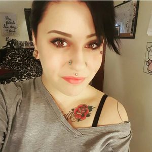 Meet your Posher, Candi