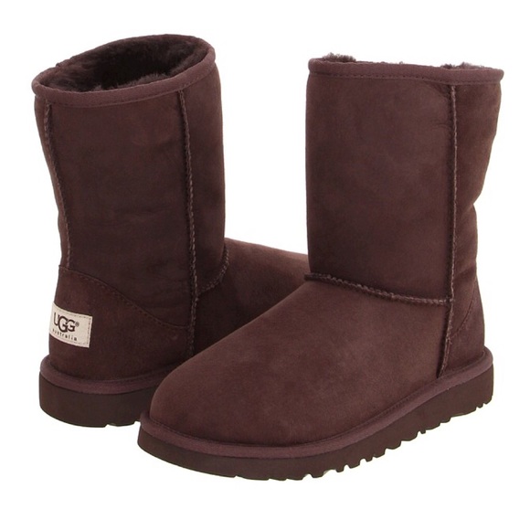 UGG Classic Short Boot - Chocolate