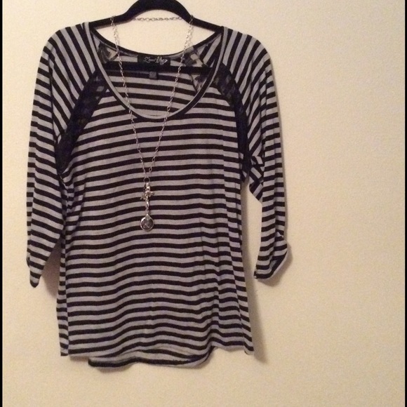 Woman Top - Size XL