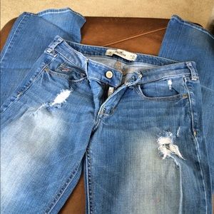 Hollister jeans