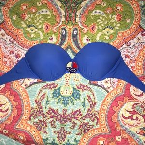 Blue push up top