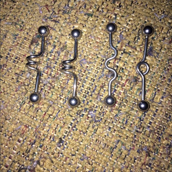 Eat pierce pieces
