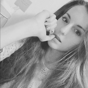 Meet your Posher, Hailey