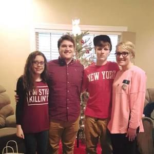 Meet your Posher, Ali