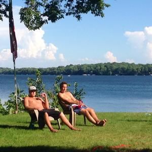 Meet your Posher, Zach