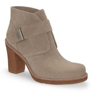 UGG used couple times