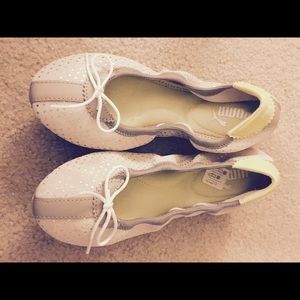 Puma Kitara Polka Dot Shoes in Moonbeam, sz 8