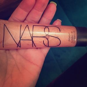 Nars illuminator, orgasm