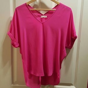 Flowy bright pink Francesca's Top