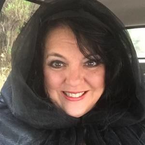 Meet your Posher, Becky