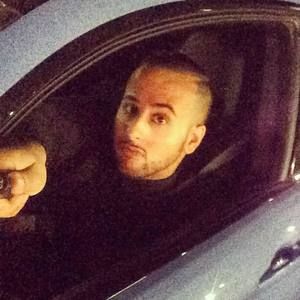 Meet your Posher, Mani