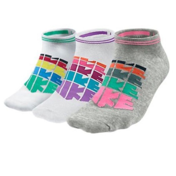 nike women's lightweight no show socks