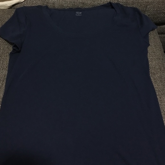 Like new apt 9 essentials top size medium