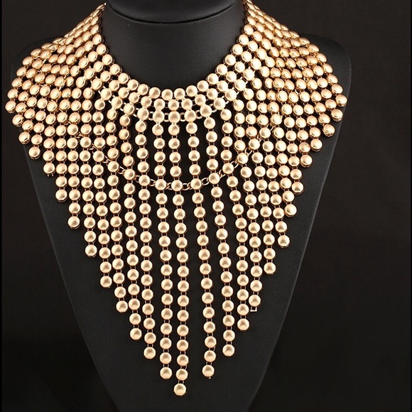 💥SOLD!!!Fashion statement necklace💥 - Picture 4 of 4