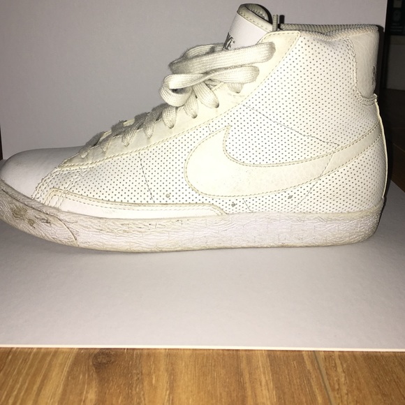 classic white nike high tops