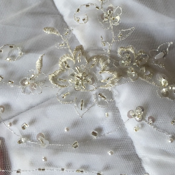 Brand new wedding veil