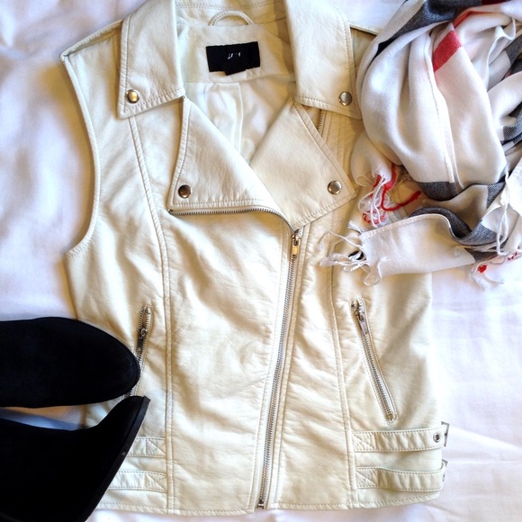 H&M Vegan Faux Leather Vest