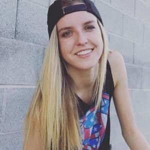 Meet your Posher, Whitney