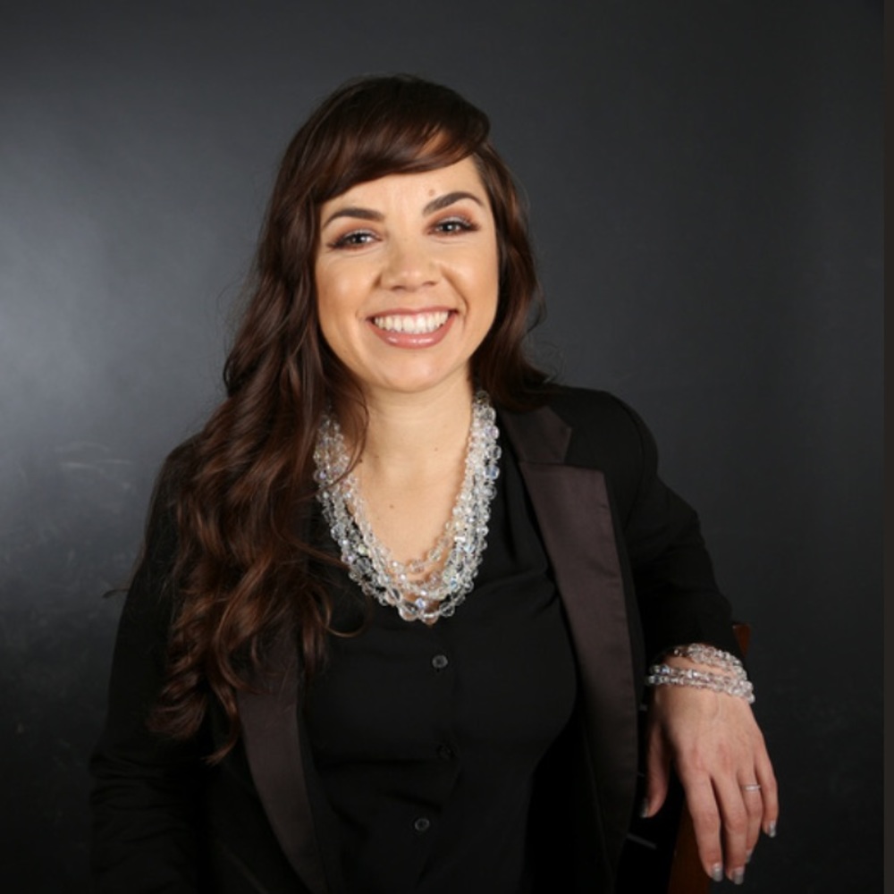 Meet your Posher, Monica