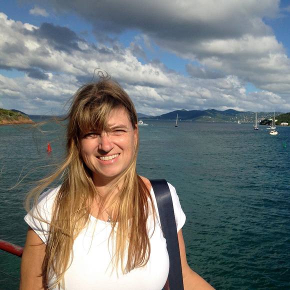 Meet your Posher, Helen