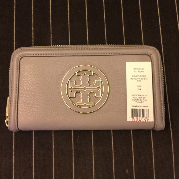 SOLD! New Tory Burch Amanda zip continental wallet - Picture 4 of 4