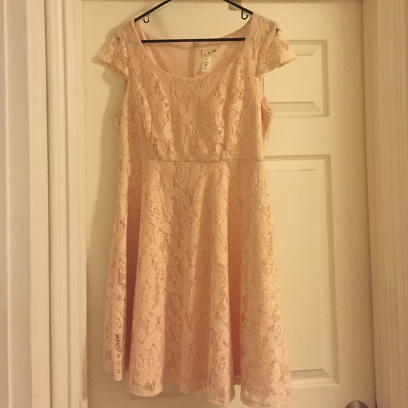peach lace dress