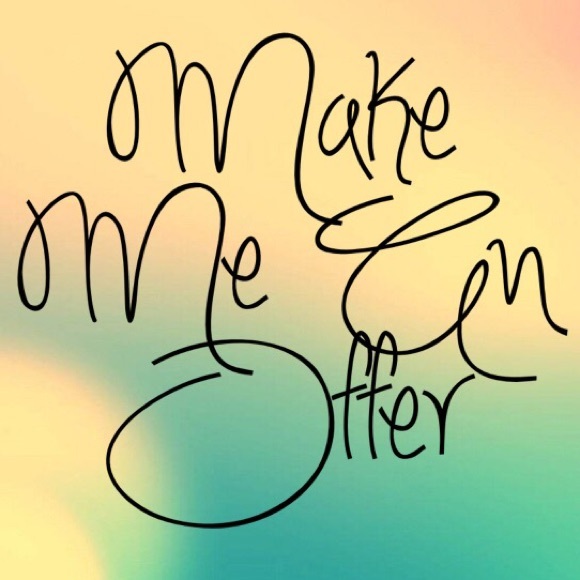 Meet your Posher, Nikki - Picture 1 of 3