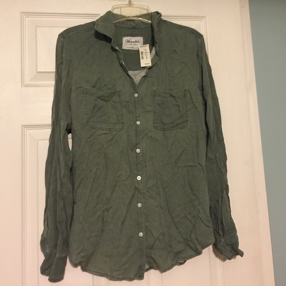 Aeropostale Tops - Aeropostale Eighty-Seven Button Down Top