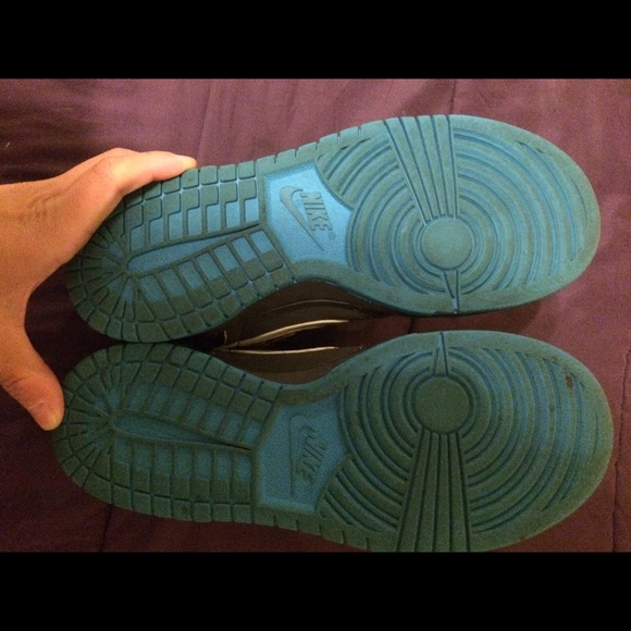 Nike women's high tops - Picture 3 of 3