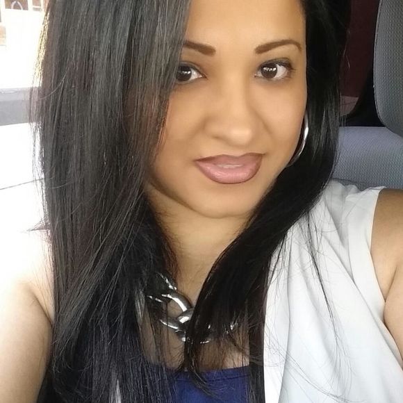 Meet your Posher, Vanessa l's gerardo - Picture 1 of 1