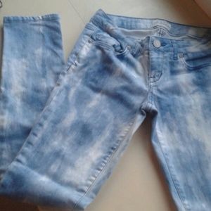 Aeropostale  size 1/2 skinny jeans