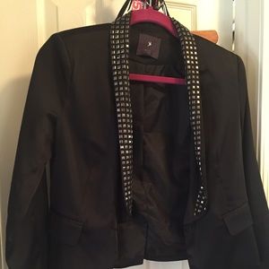 Black lapel studded blazer
