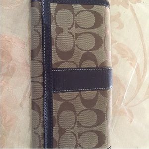 Coach wallet