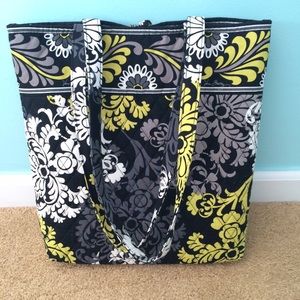 Vera Bradley Tote 🌴