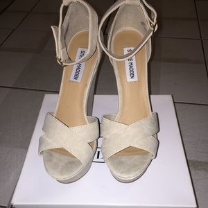 Steve Madden Xenon Wedges