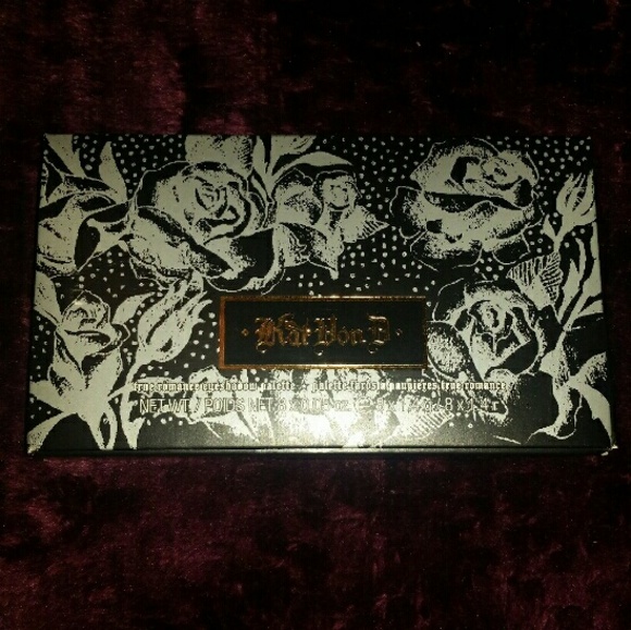 🔴SOLD🔴 KVD True Romance SAINT palette - Picture 2 of 4