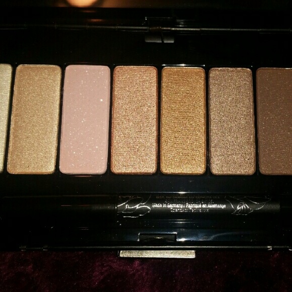 🔴SOLD🔴 KVD True Romance SAINT palette - Picture 4 of 4