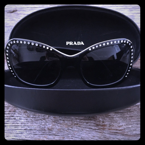 Fabulous Prada sunglasses!