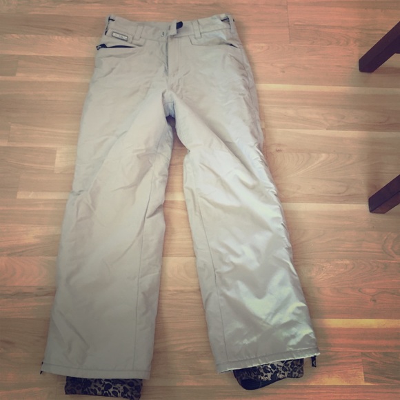 Sold!!  Roxy snow pants