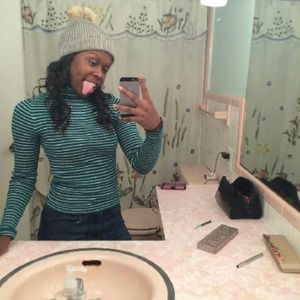 Meet your Posher, Devonna